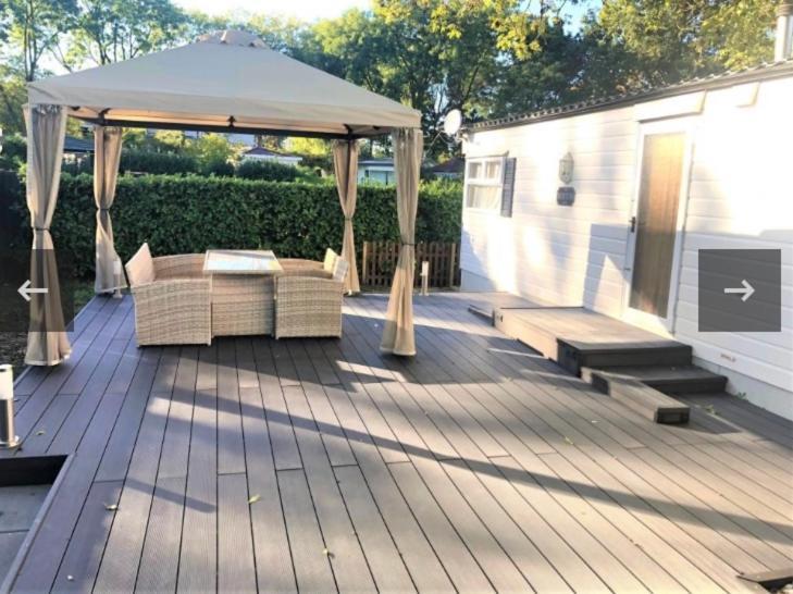 Vakantiehuis Recreatiepark Rhederlaagse Meren Lathum Hotel Bagian luar foto